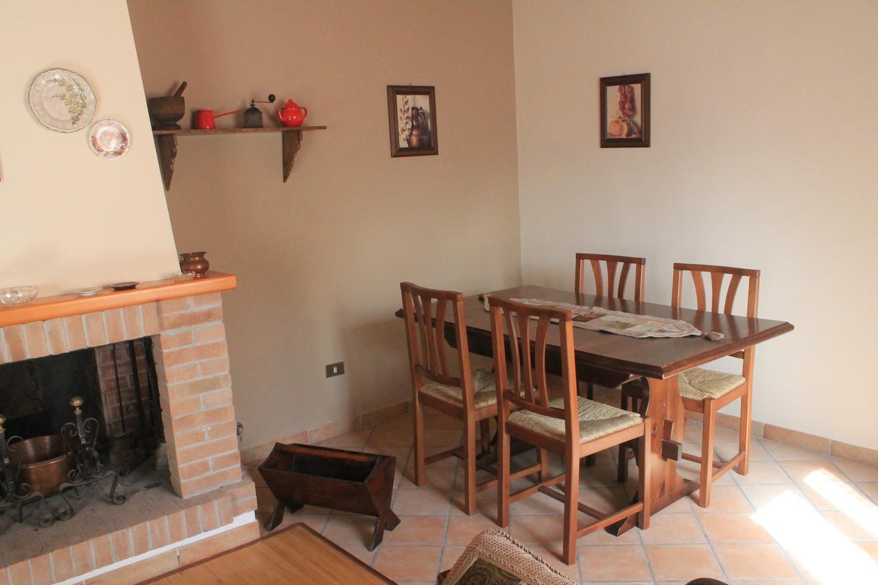 B&B A Casa Di Nonna Massa d'Albe ภายนอก รูปภาพ