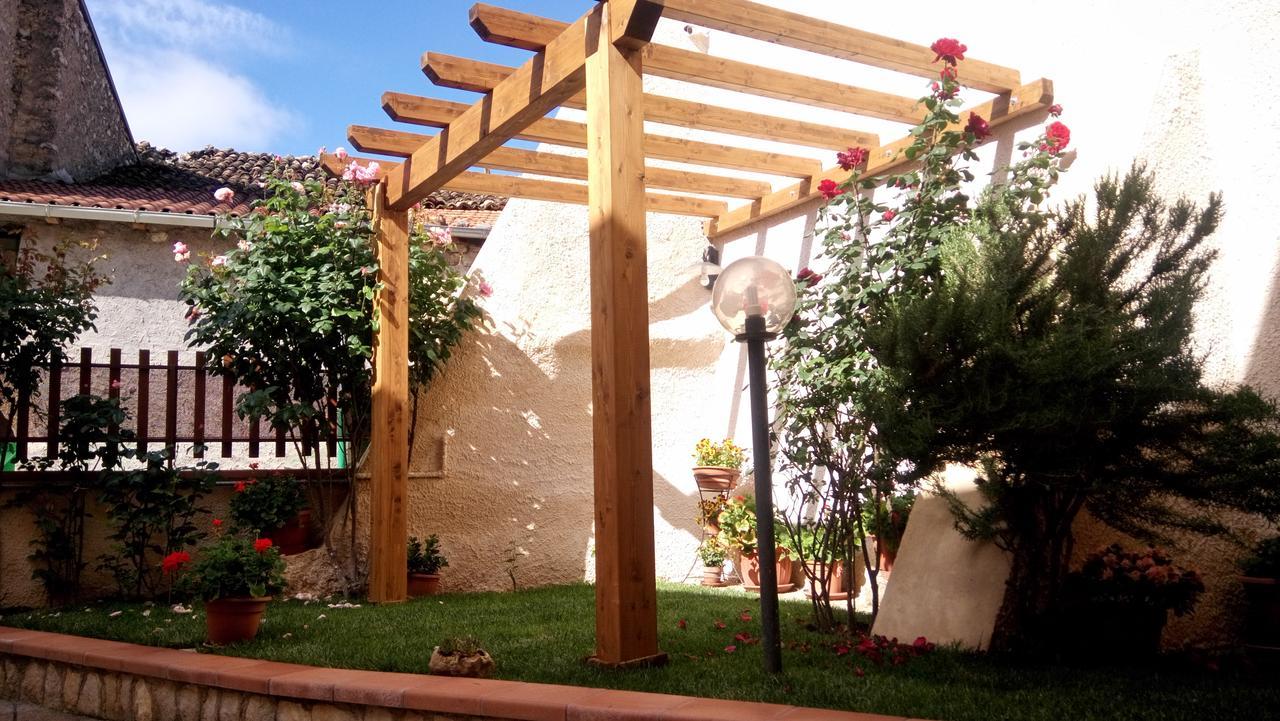 B&B A Casa Di Nonna Massa d'Albe ภายนอก รูปภาพ