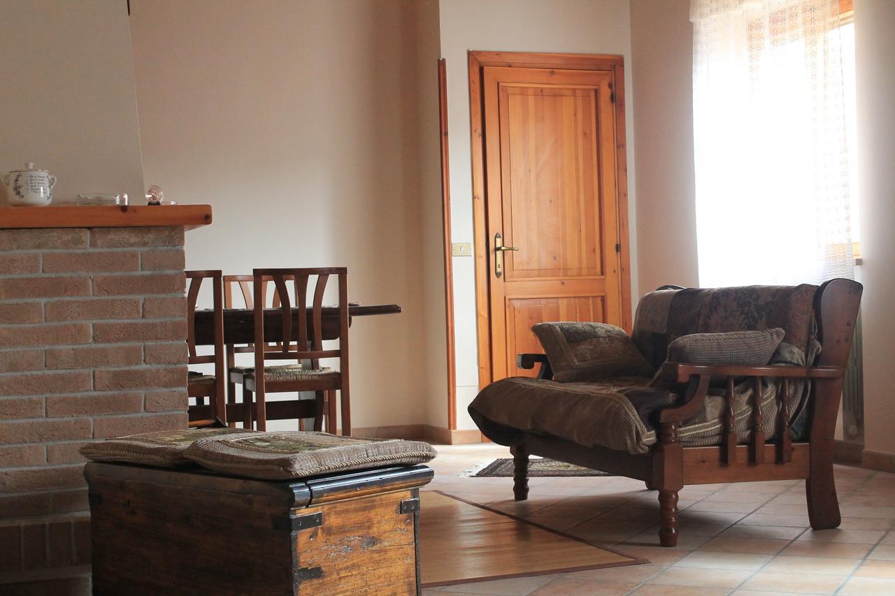 B&B A Casa Di Nonna Massa d'Albe ภายนอก รูปภาพ