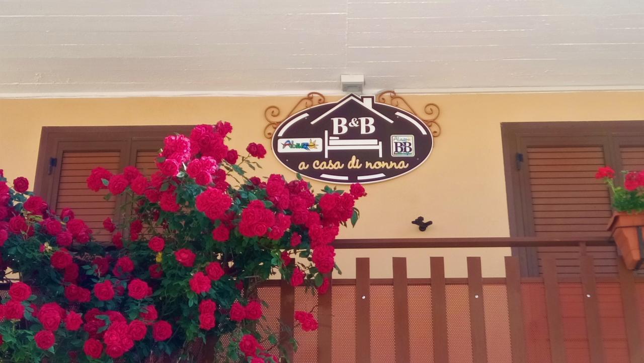 B&B A Casa Di Nonna Massa d'Albe ภายนอก รูปภาพ